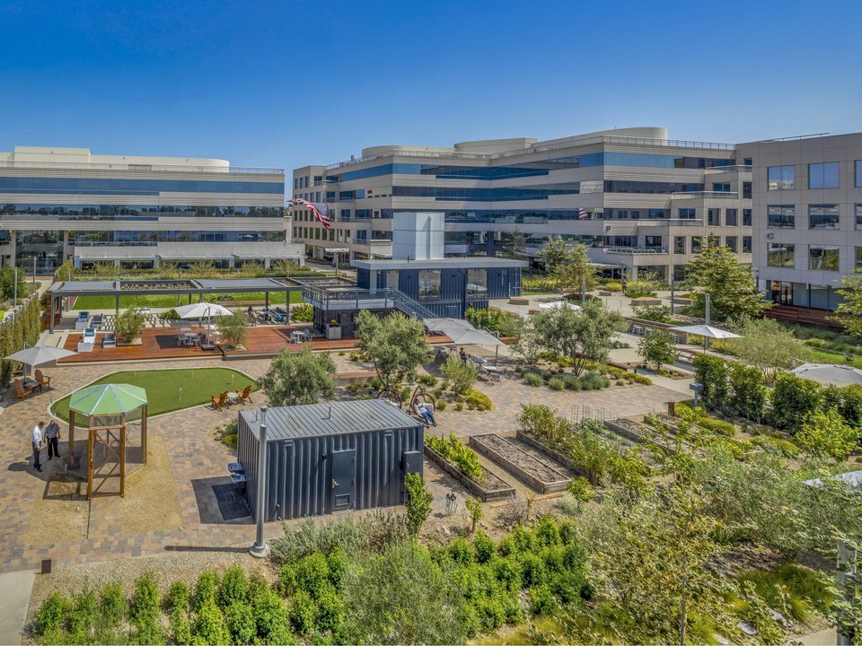 Courtyard view of the Intersect campus on Von Karman Avenue, Irvine